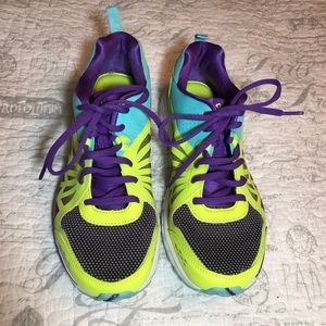 Women’s FILA sneakers size 10.